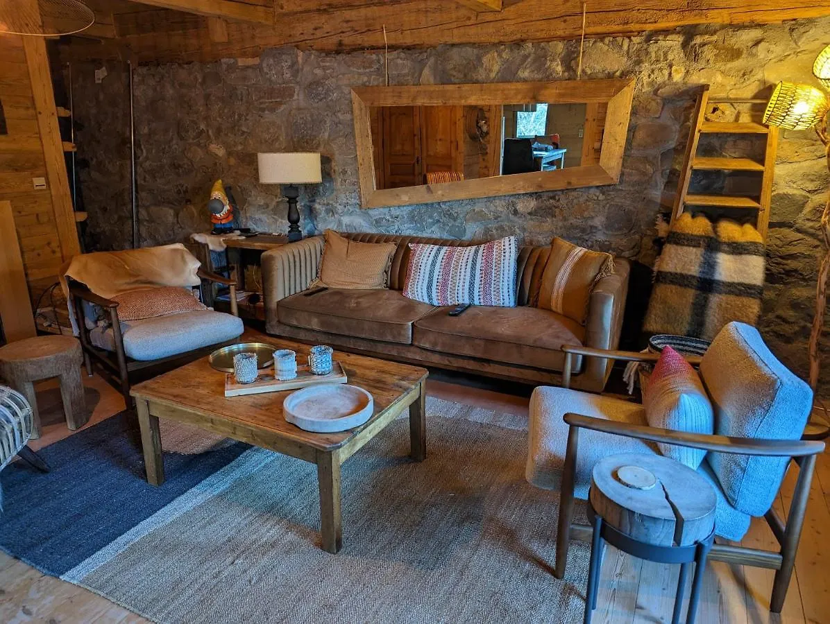 Apartment Bas De Chalet Au Coeur Des Aravis, Entre Lac Et Montagne Saint-Jean-de-Sixt