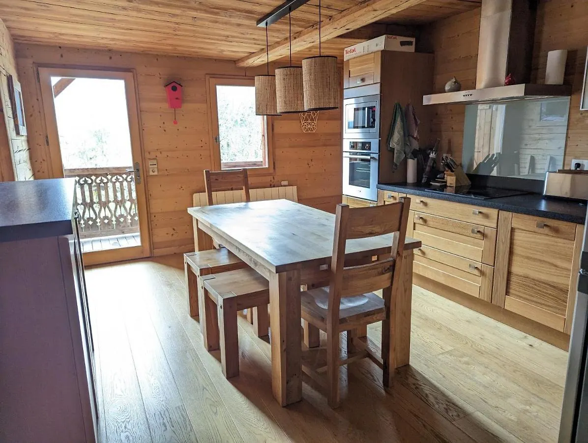 Bas De Chalet Au Coeur Des Aravis, Entre Lac Et Montagne Saint-Jean-de-Sixt